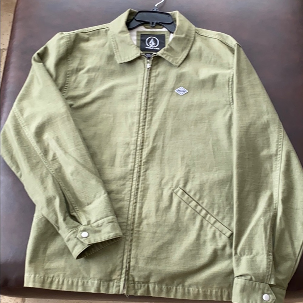 Volcom light jacket SZ XL gentility used